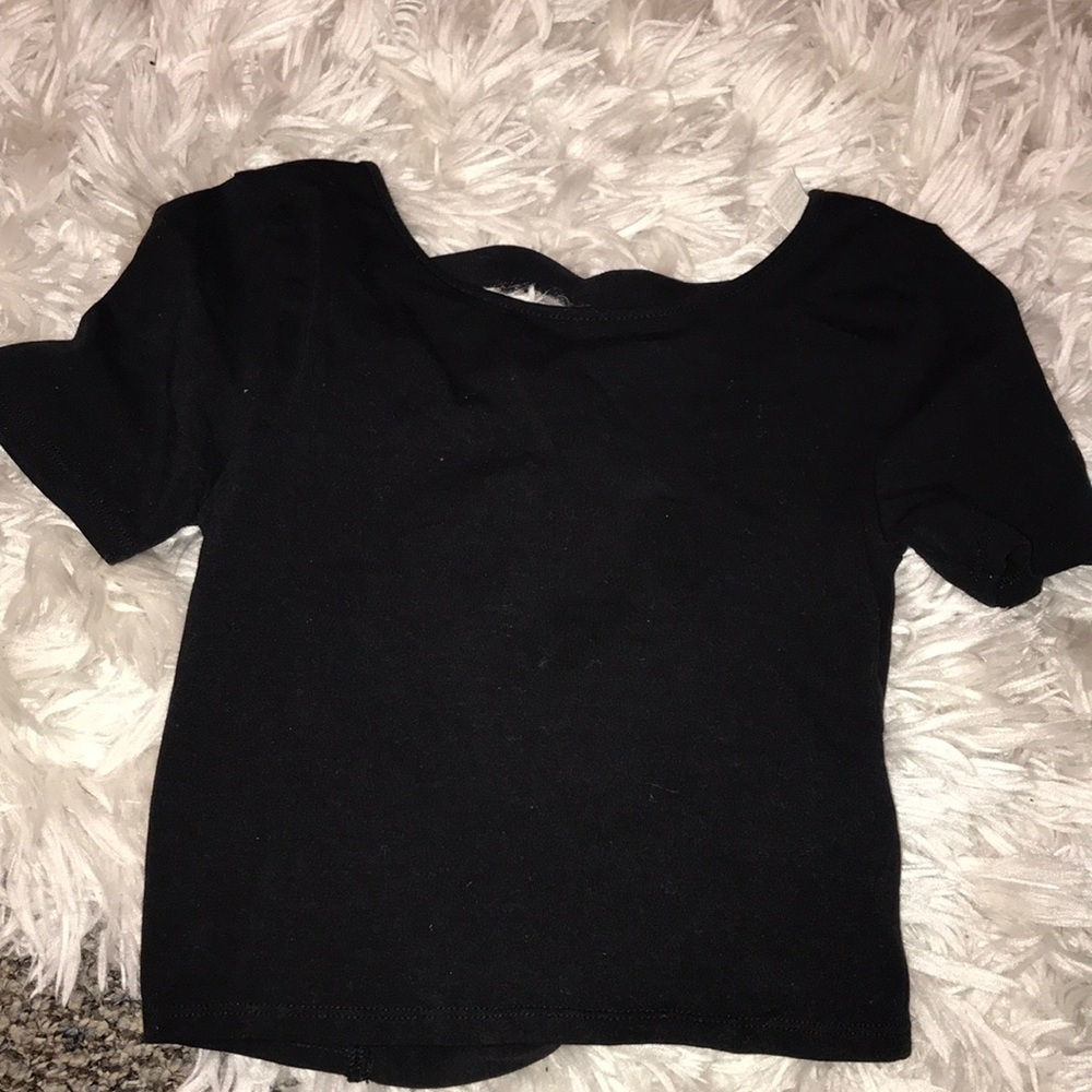 black crop top